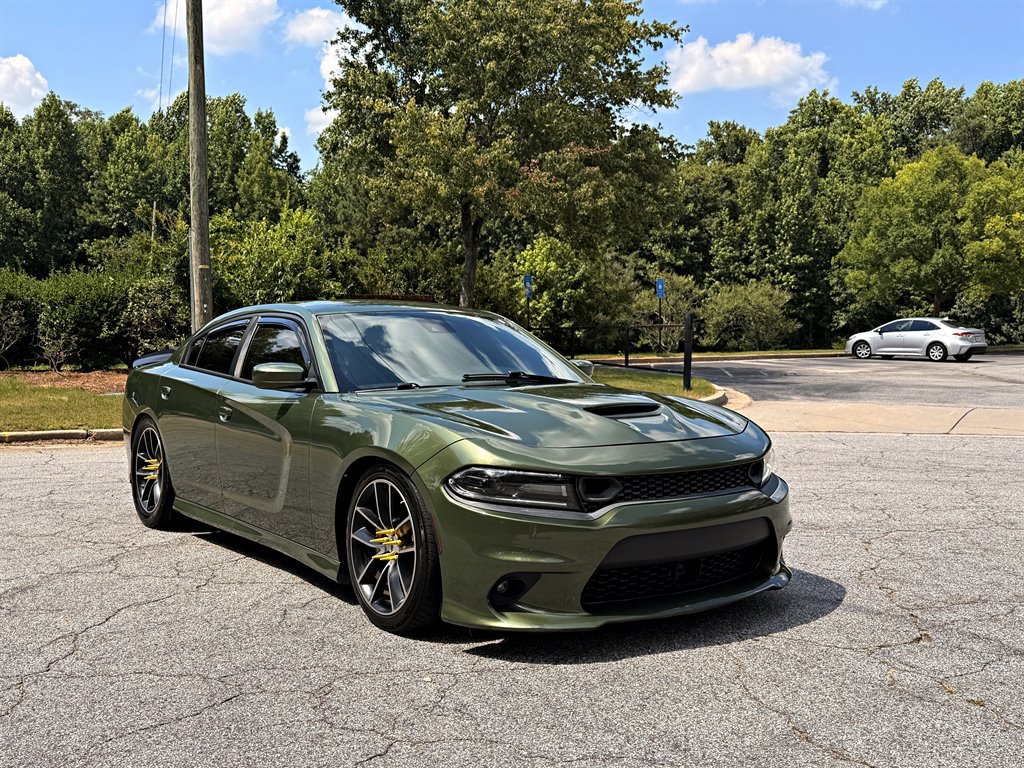 2018 Dodge Charger - $28,995