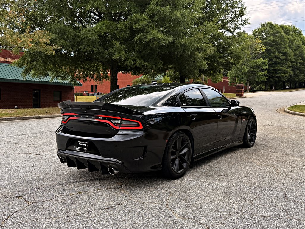 2016 Dodge Charger - $28,995
