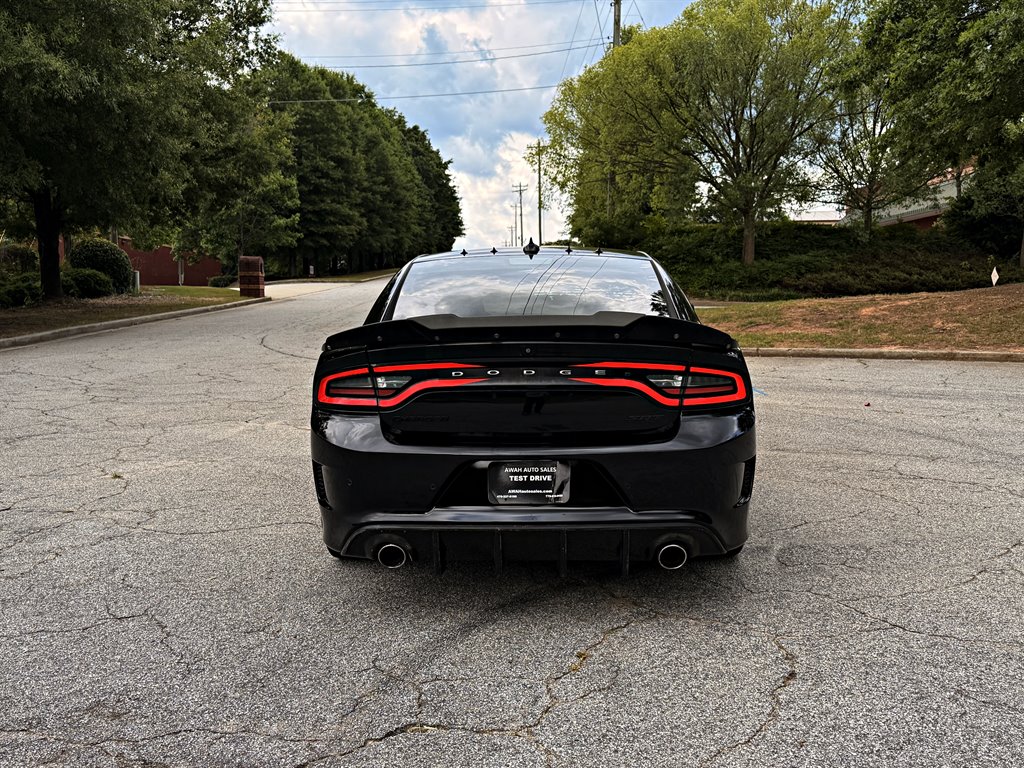 2016 Dodge Charger - $28,995