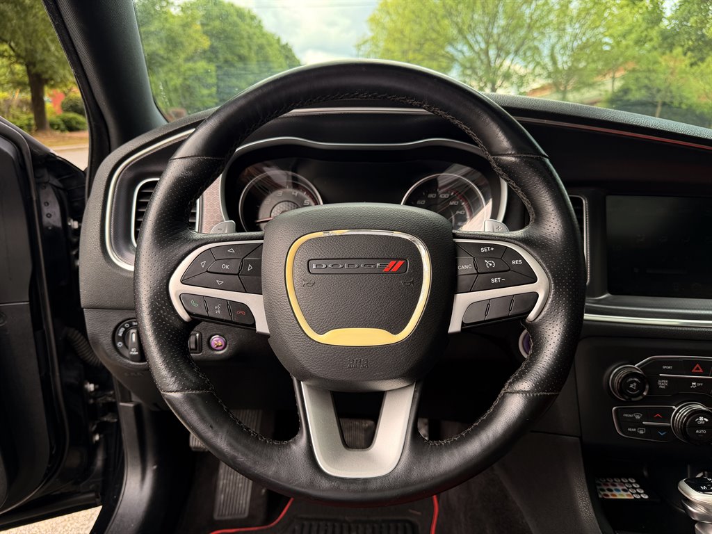 2016 Dodge Charger - $28,995