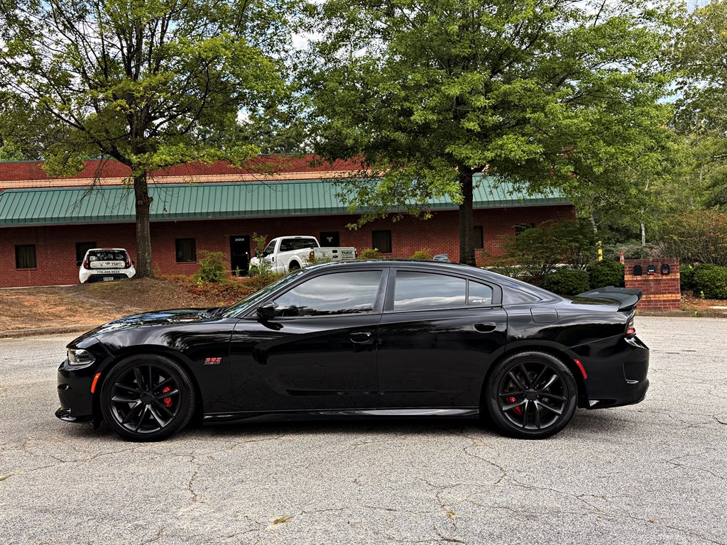 2016 Dodge Charger - $28,995
