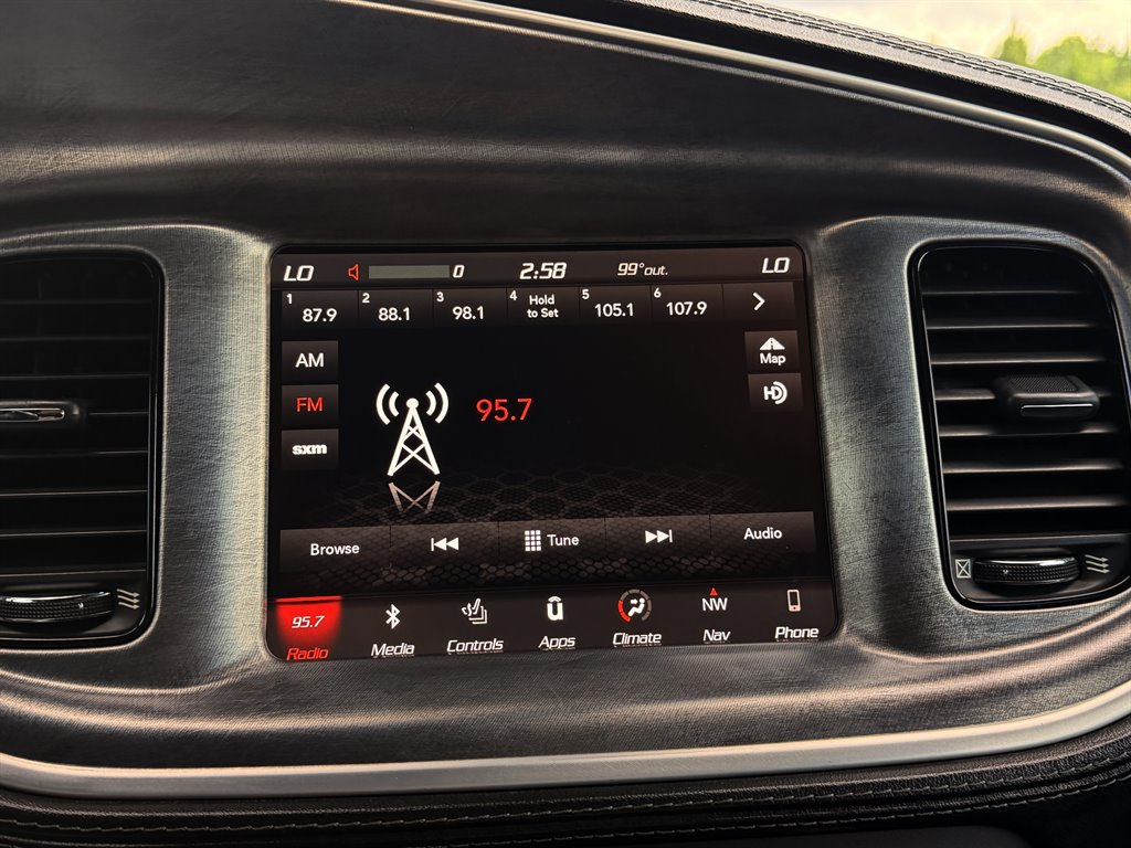 2019 Dodge Charger - $29,995