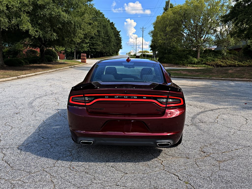 2018 Dodge Charger - $19,995