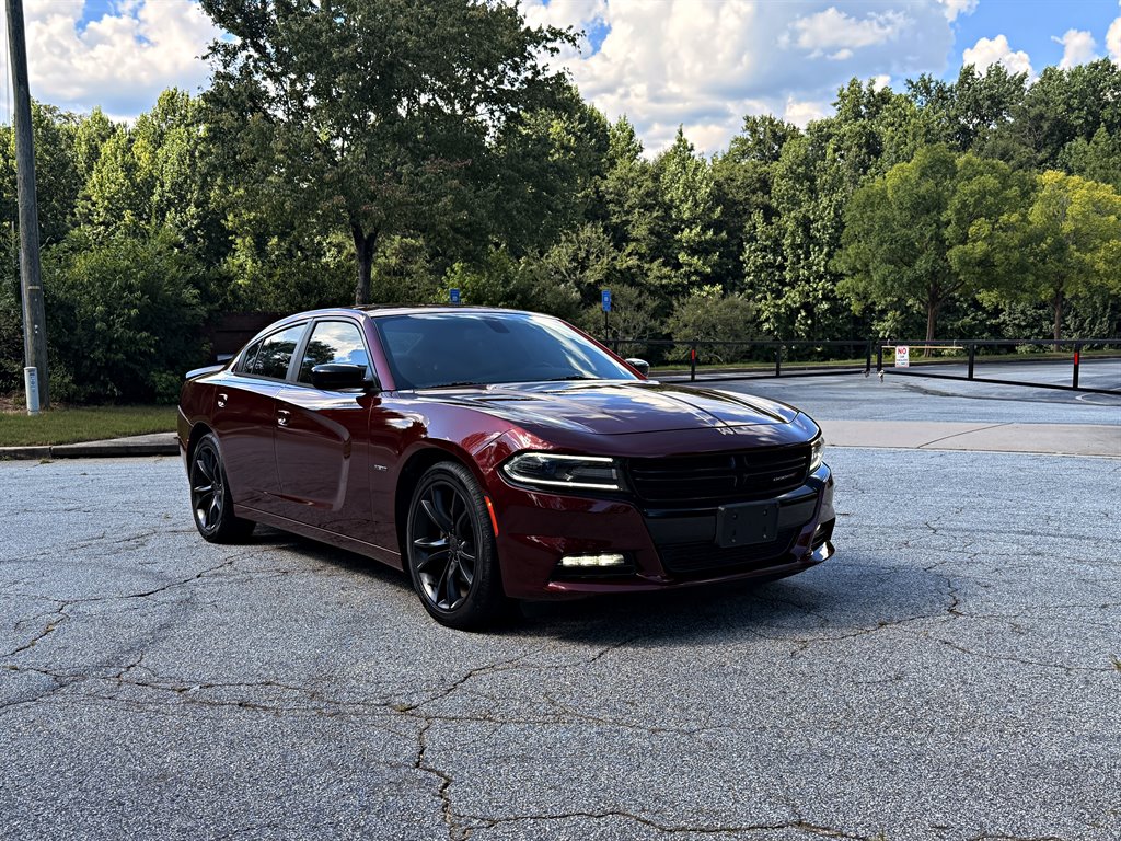 2018 Dodge Charger - $19,995
