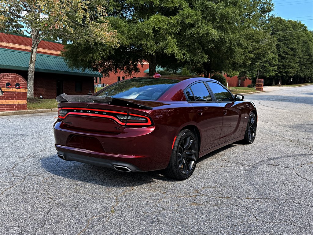 2018 Dodge Charger - $19,995