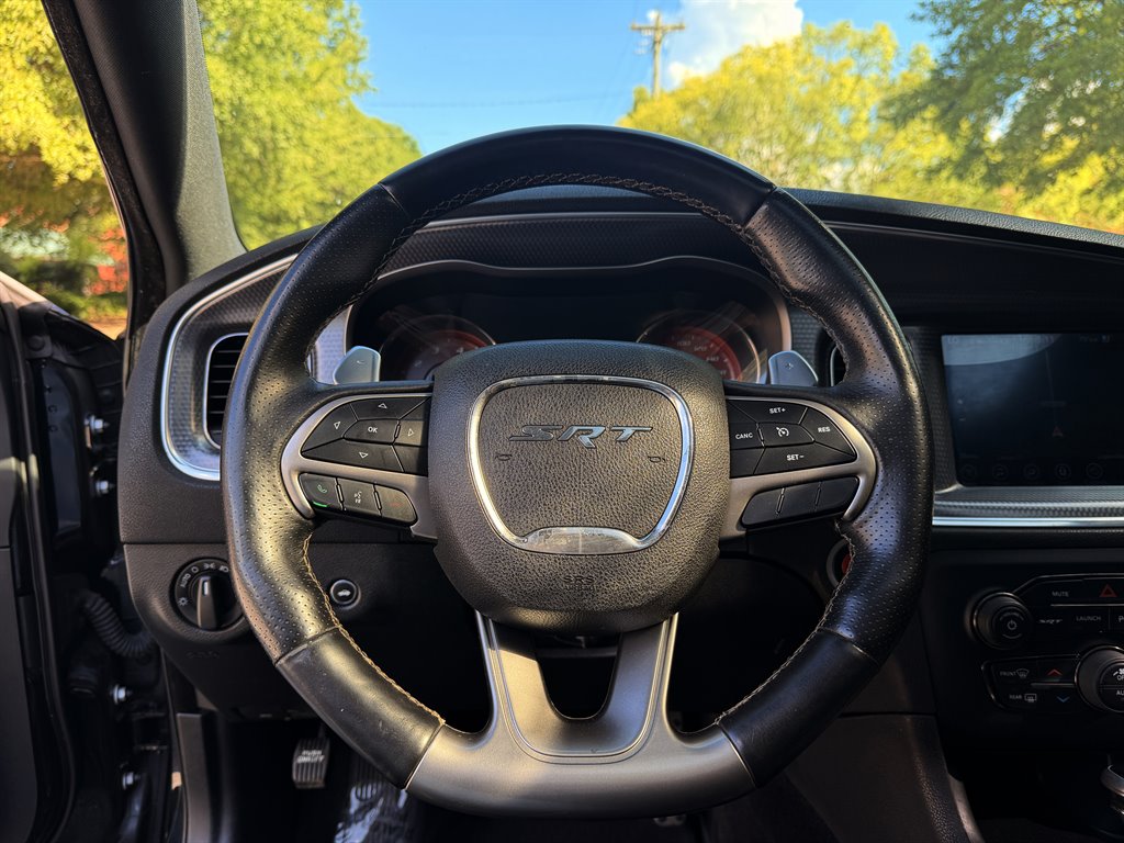 2017 Dodge Charger - $35,995
