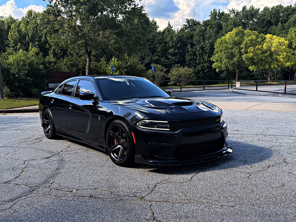 2017 Dodge Charger - $35,995
