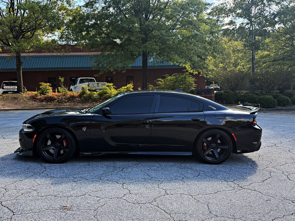 2017 Dodge Charger - $35,995