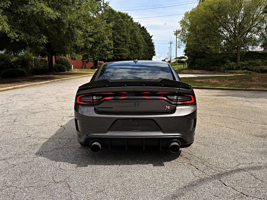 2016 Dodge Charger - $30,995