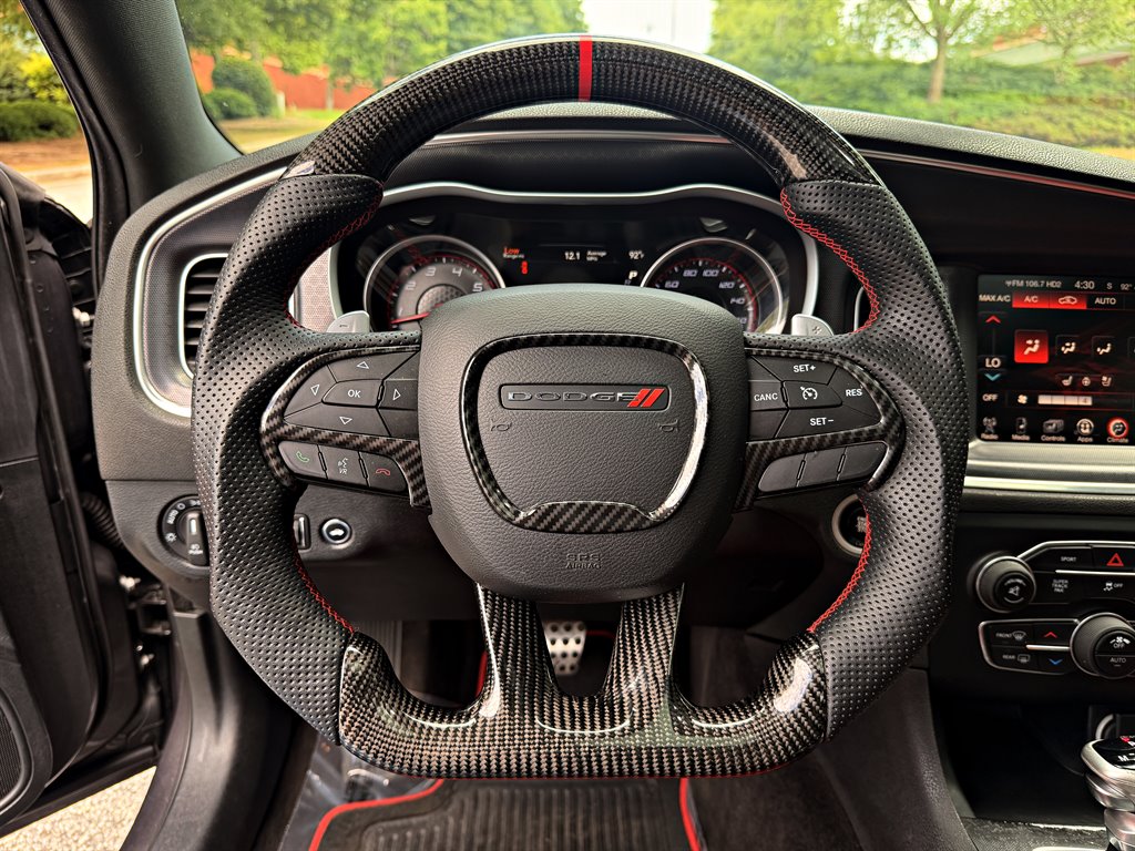 2016 Dodge Charger - $30,995