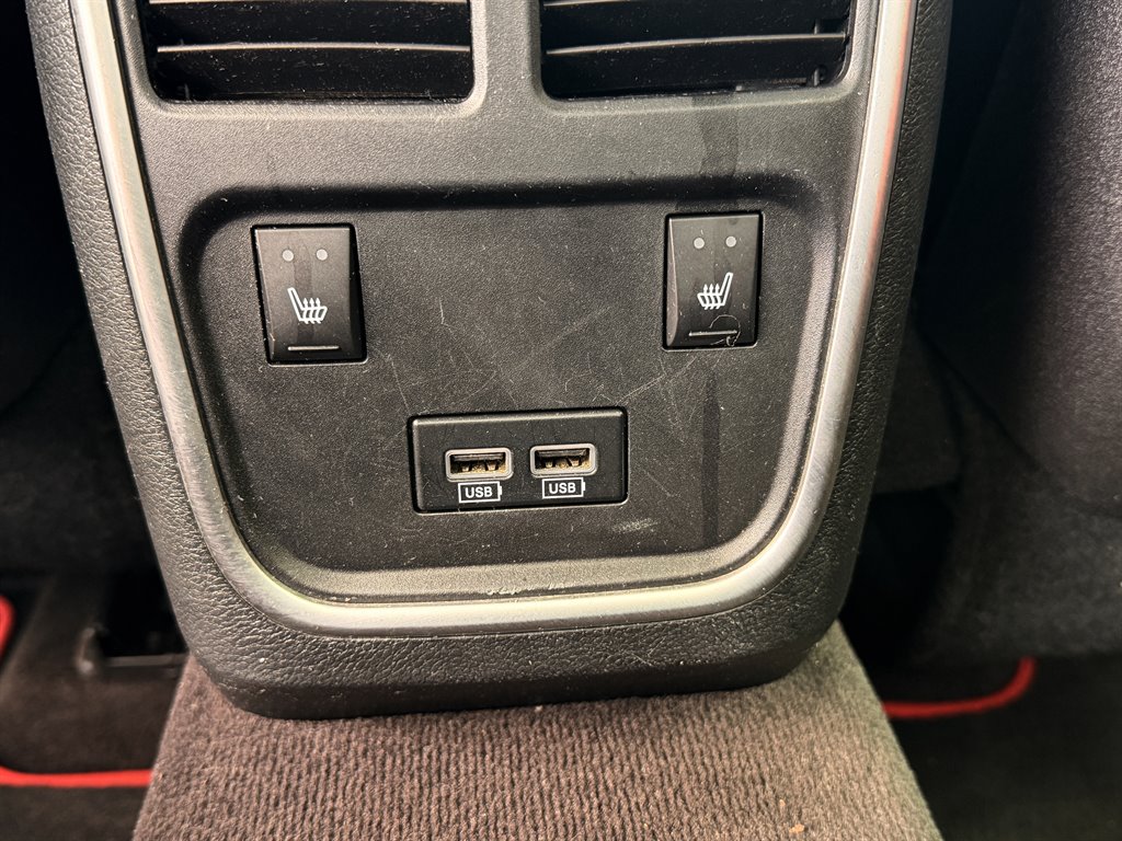 2016 Dodge Charger - $30,995