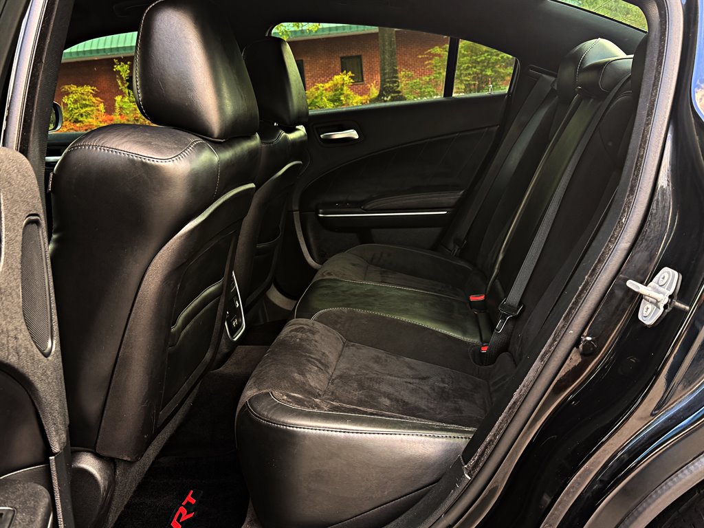 2018 Dodge Charger - $20,995