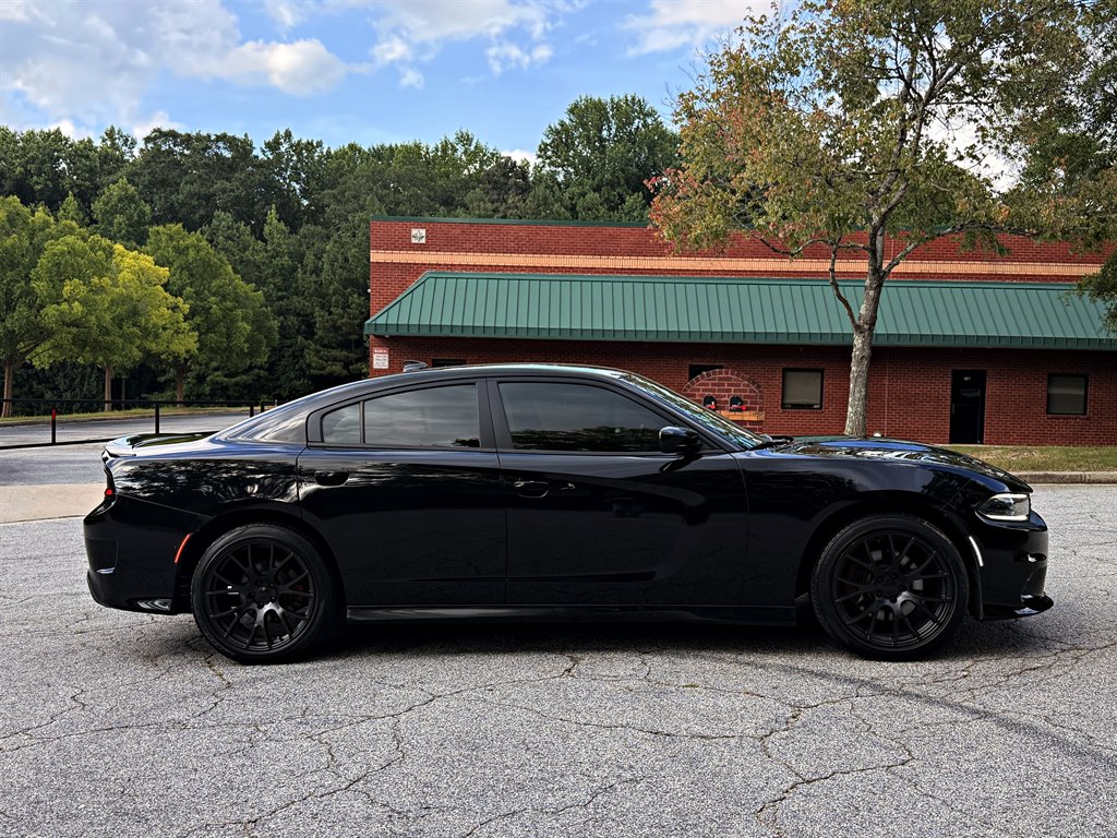 2018 Dodge Charger - $20,995