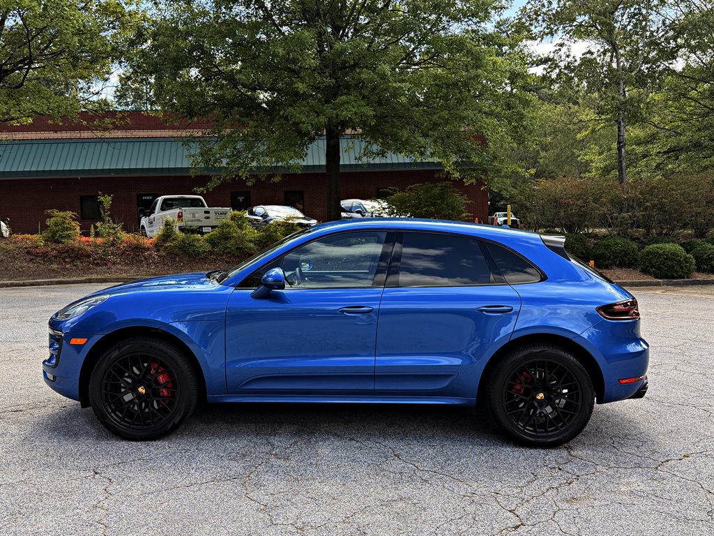 2017 Porsche Macan - $22,995
