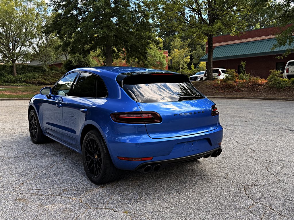 2017 Porsche Macan - $22,995
