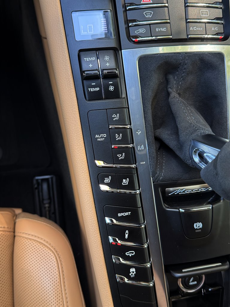 2017 Porsche Macan - $22,995