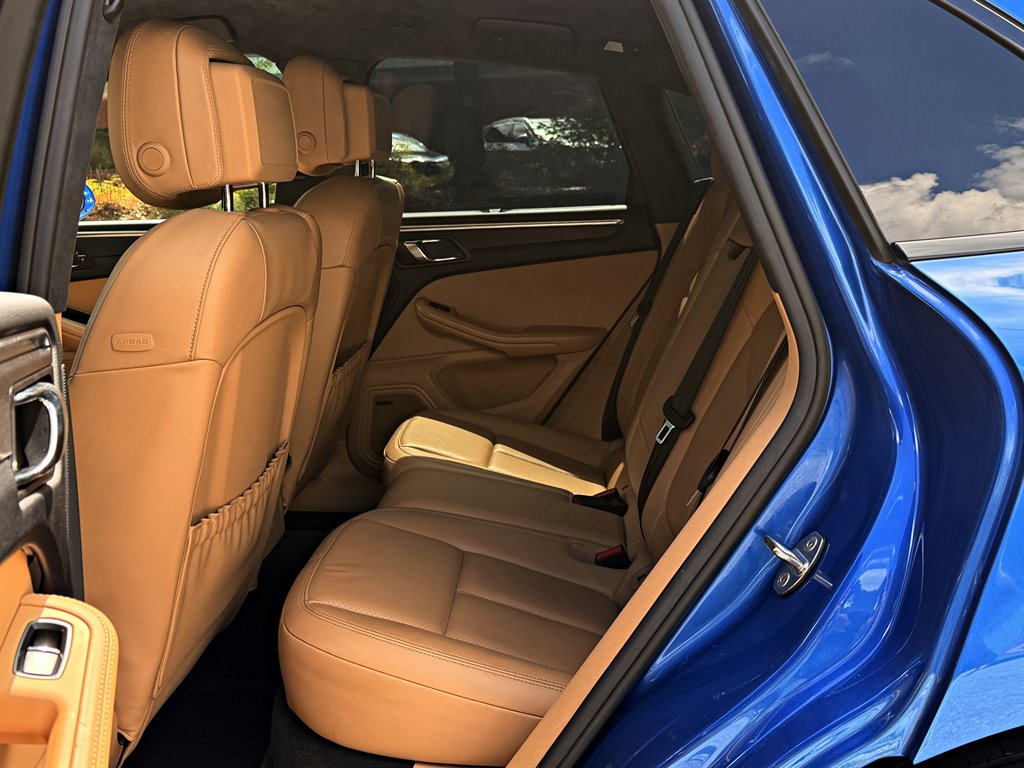 2017 Porsche Macan - $22,995