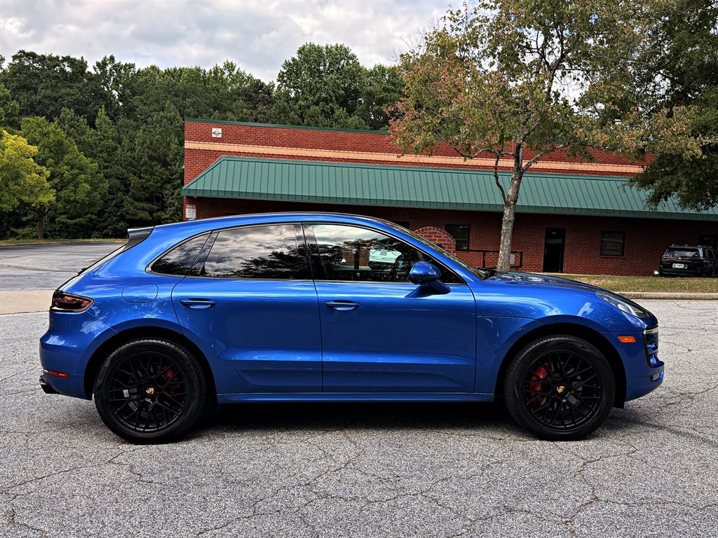 2017 Porsche Macan - $22,995