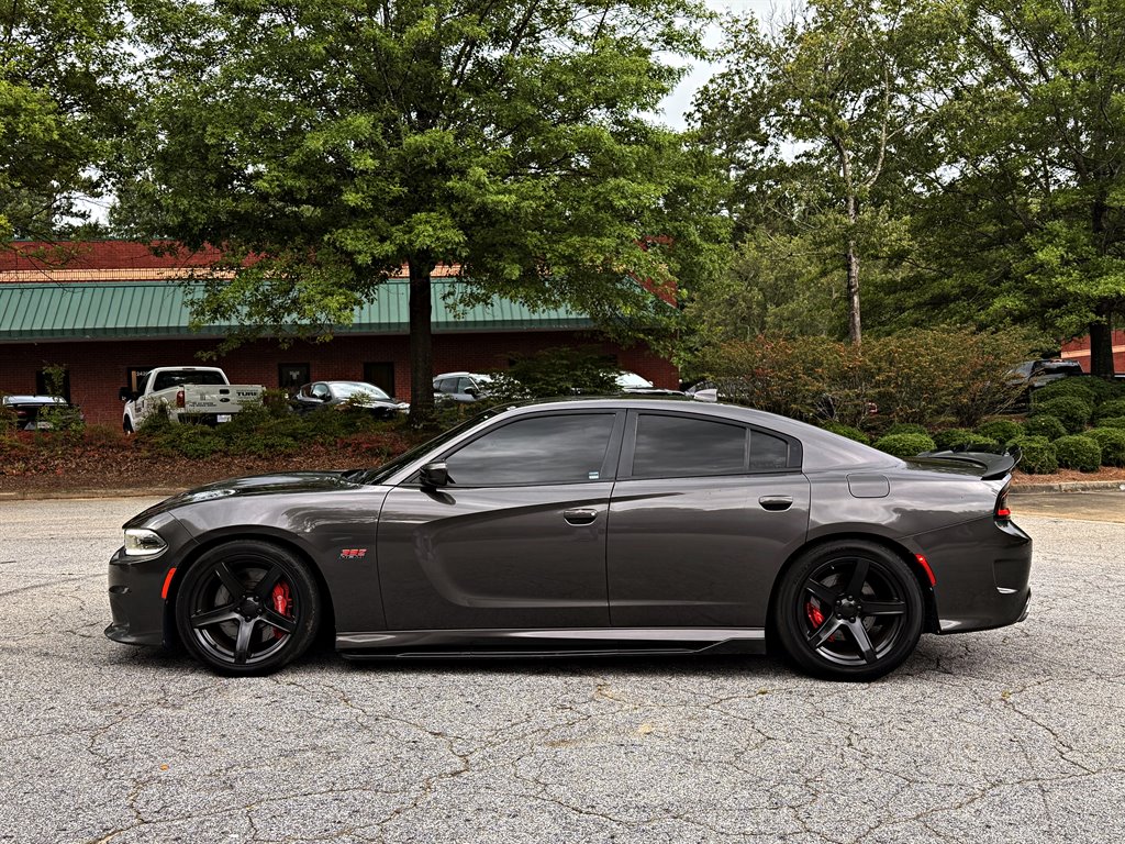 2018 Dodge Charger - $28,995