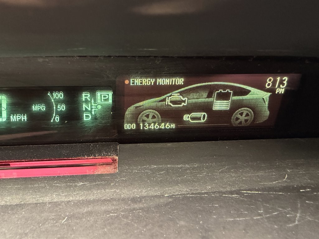 2013 Toyota Prius - $9,995