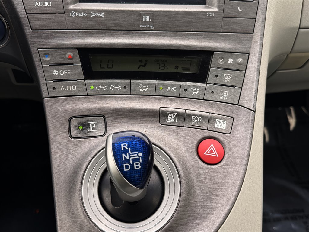 2013 Toyota Prius - $9,995