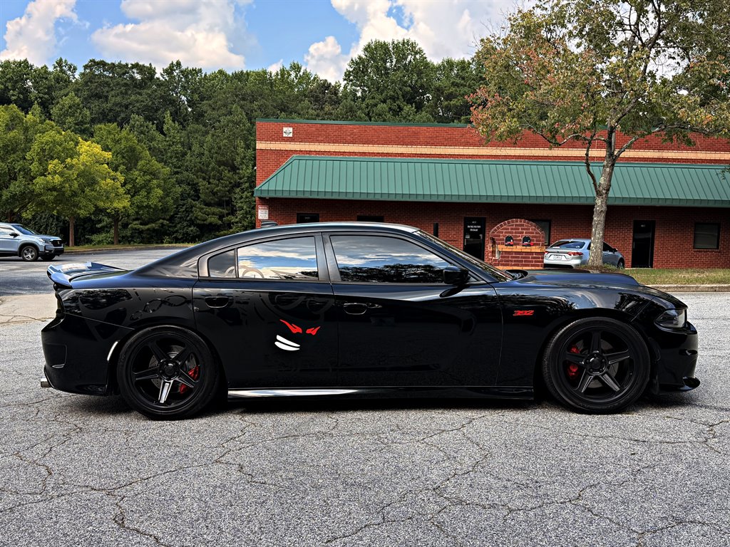 2017 Dodge Charger - $25,995