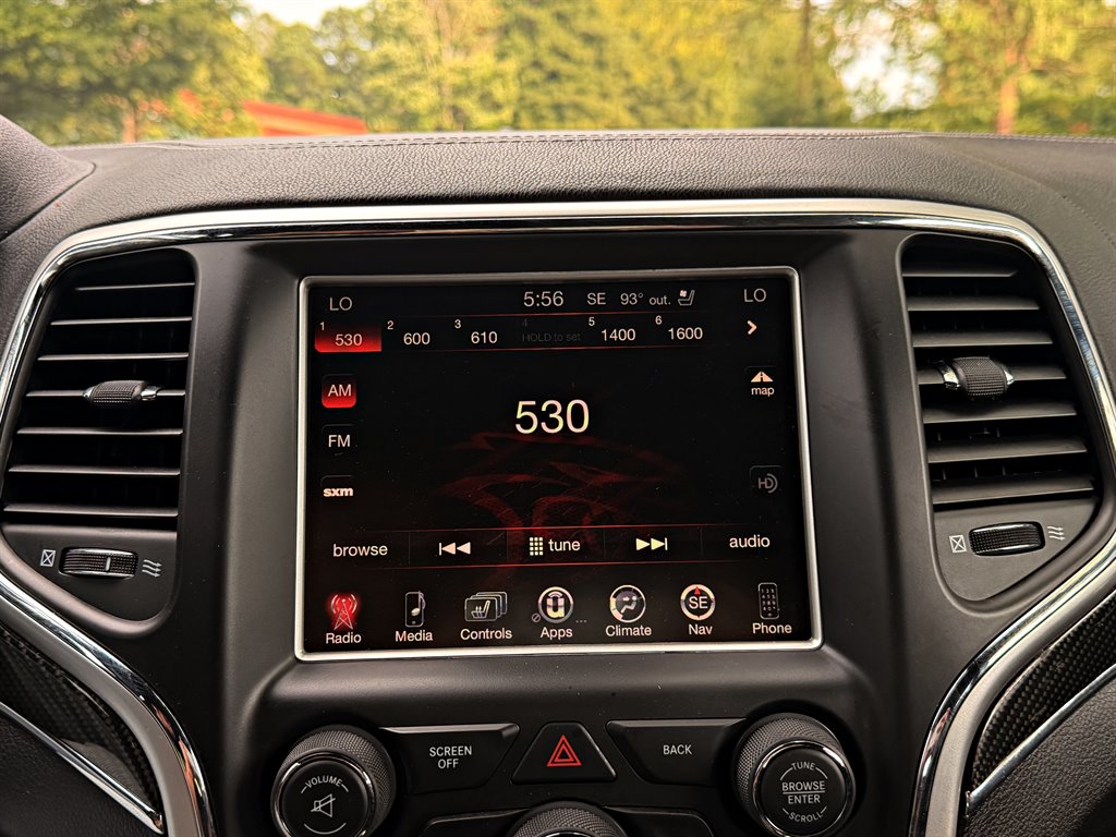 2015 Jeep Cherokee - $29,995