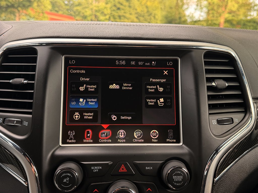 2015 Jeep Cherokee - $29,995