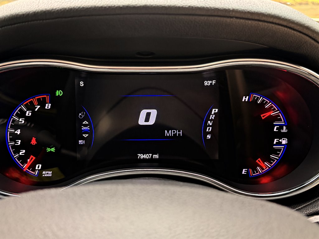 2015 Jeep Cherokee - $29,995