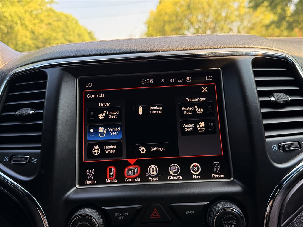 2017 Jeep Cherokee - $32,995