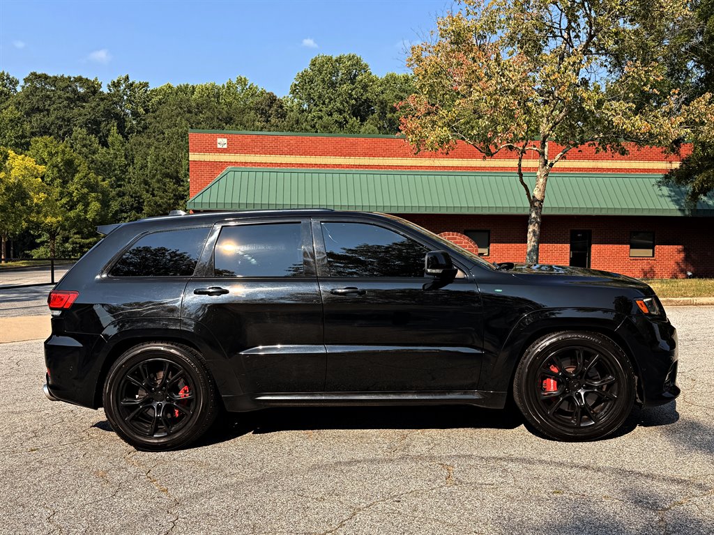 2017 Jeep Cherokee - $32,995