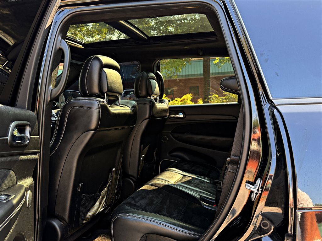 2017 Jeep Cherokee - $32,995