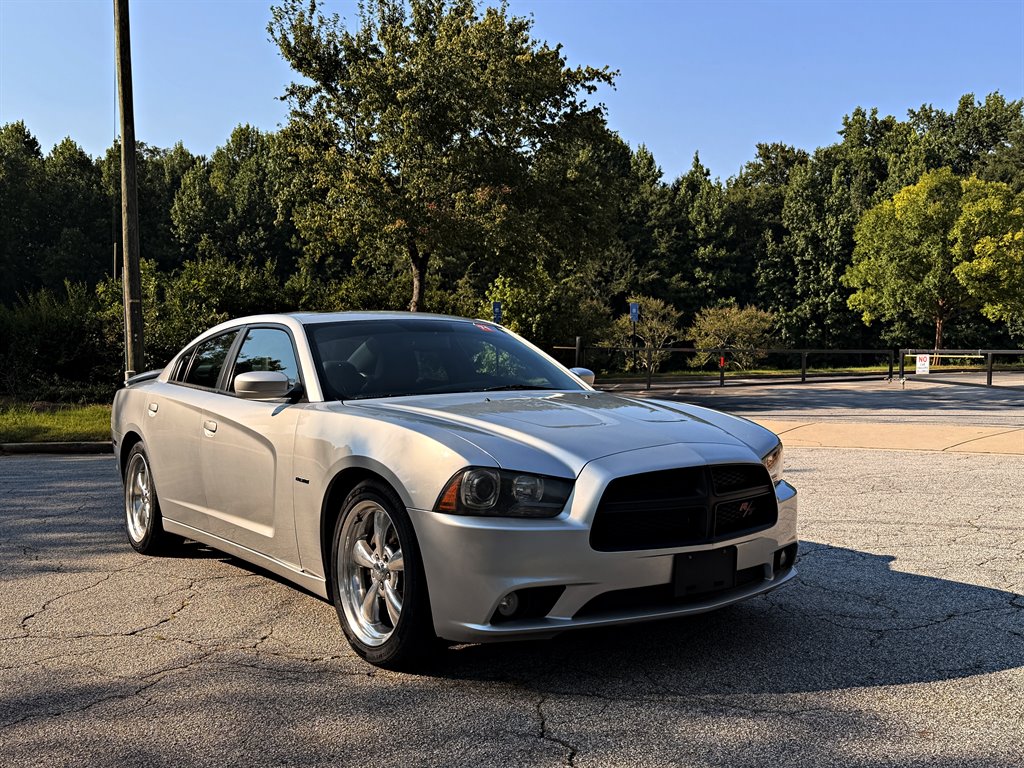 2012 Dodge Charger - $11,995