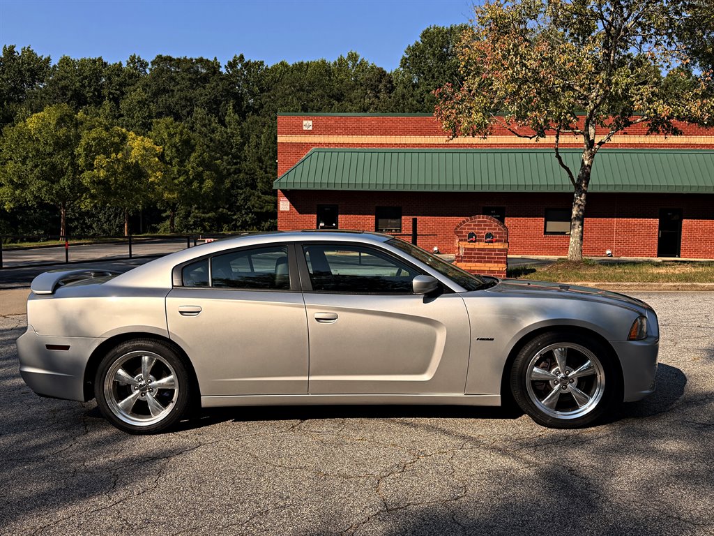 2012 Dodge Charger - $11,995