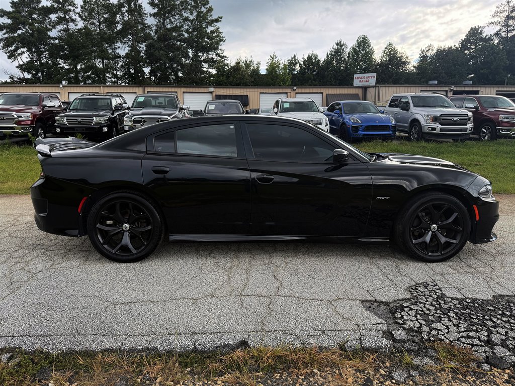 2019 Dodge Charger - $18,995