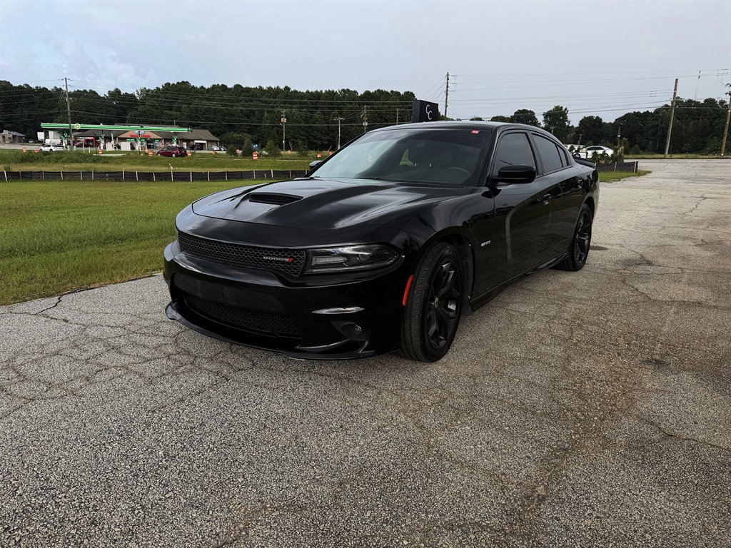 2019 Dodge Charger - $18,995