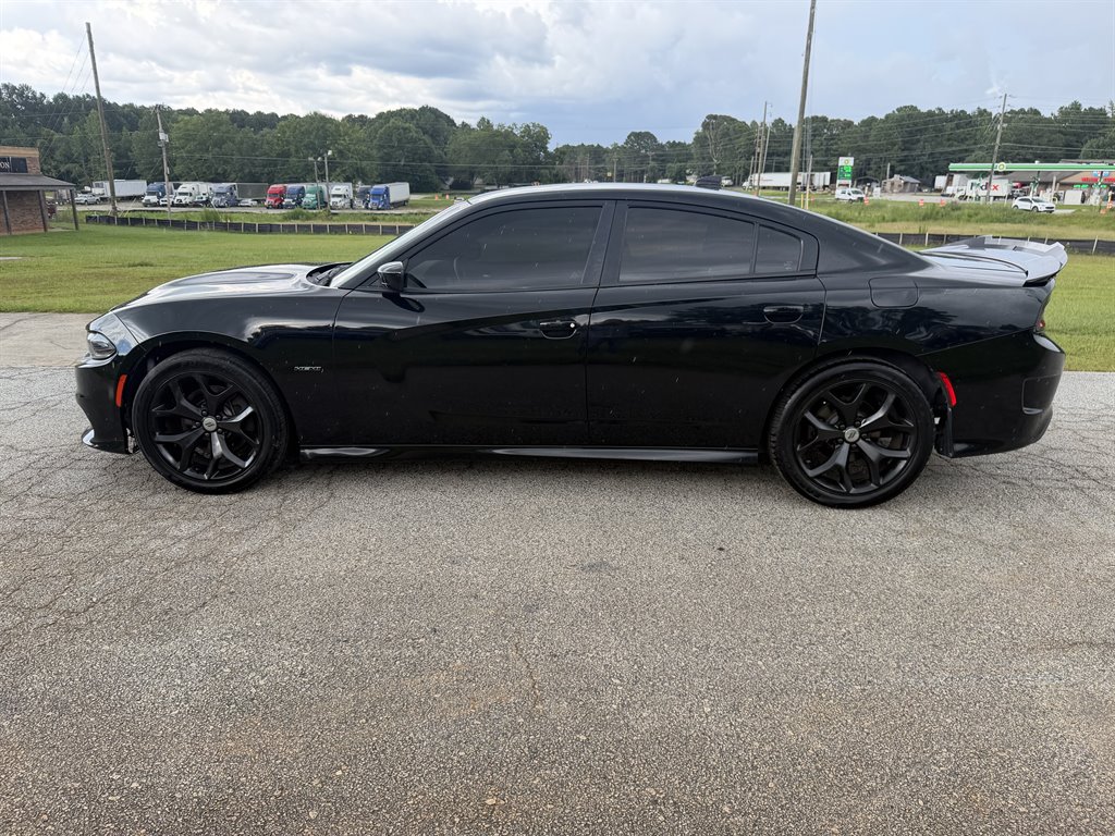 2019 Dodge Charger - $18,995