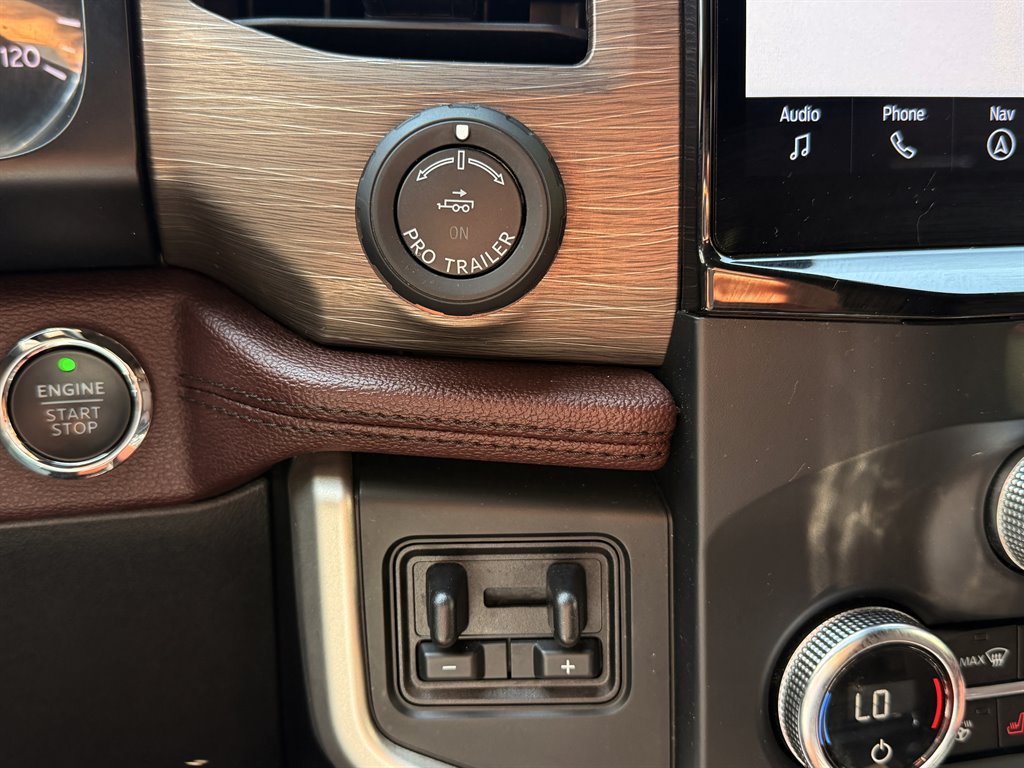 2023 Ford Expedition - $43,995