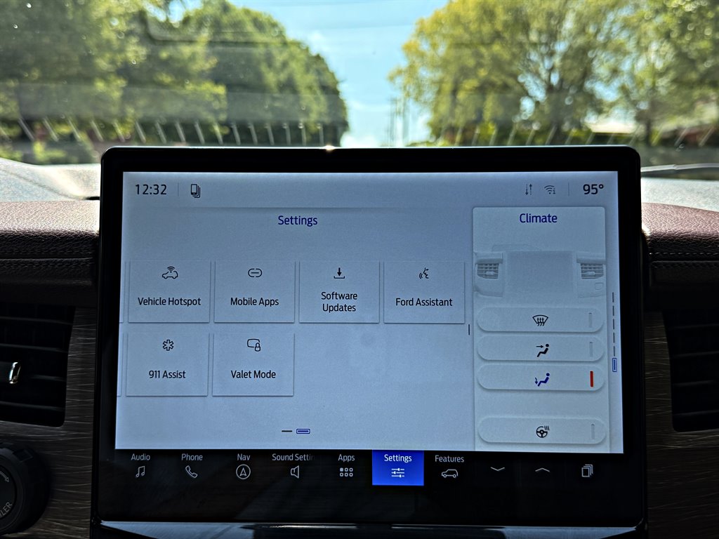 2023 Ford Expedition - $43,995