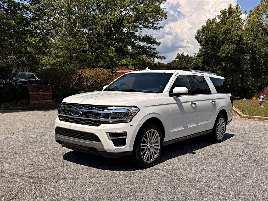 2023 Ford Expedition - $43,995