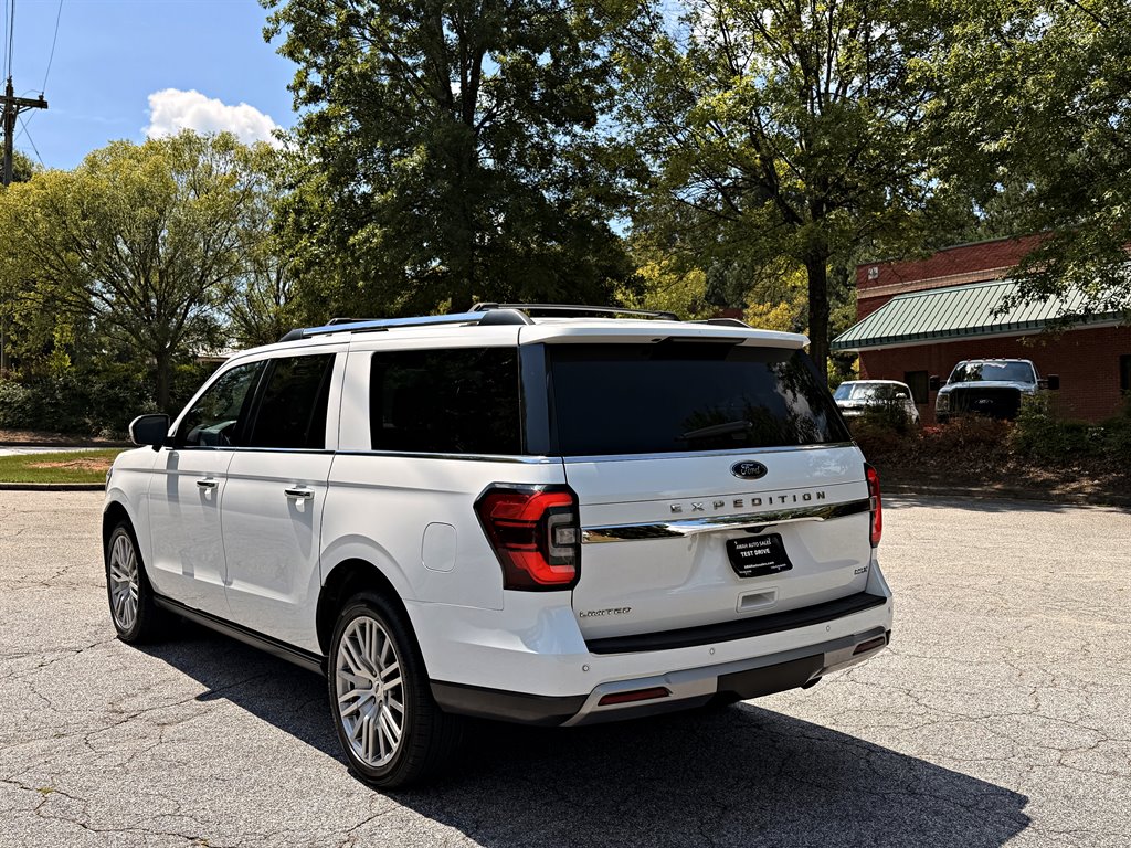2023 Ford Expedition - $43,995