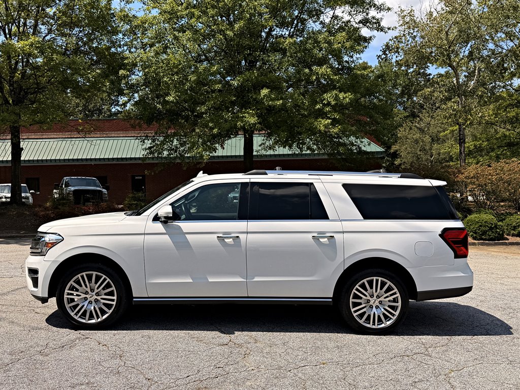 2023 Ford Expedition - $43,995