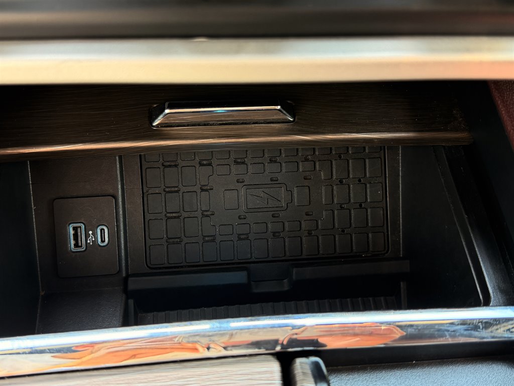 2023 Ford Expedition - $43,995
