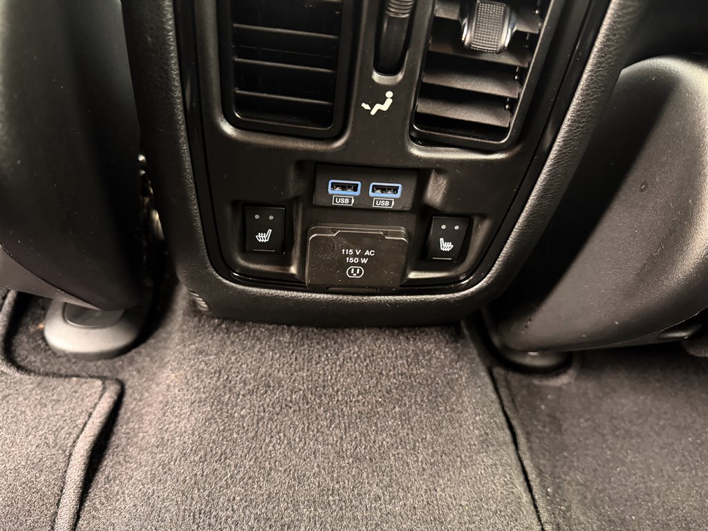 2023 Dodge Durango - $37,995