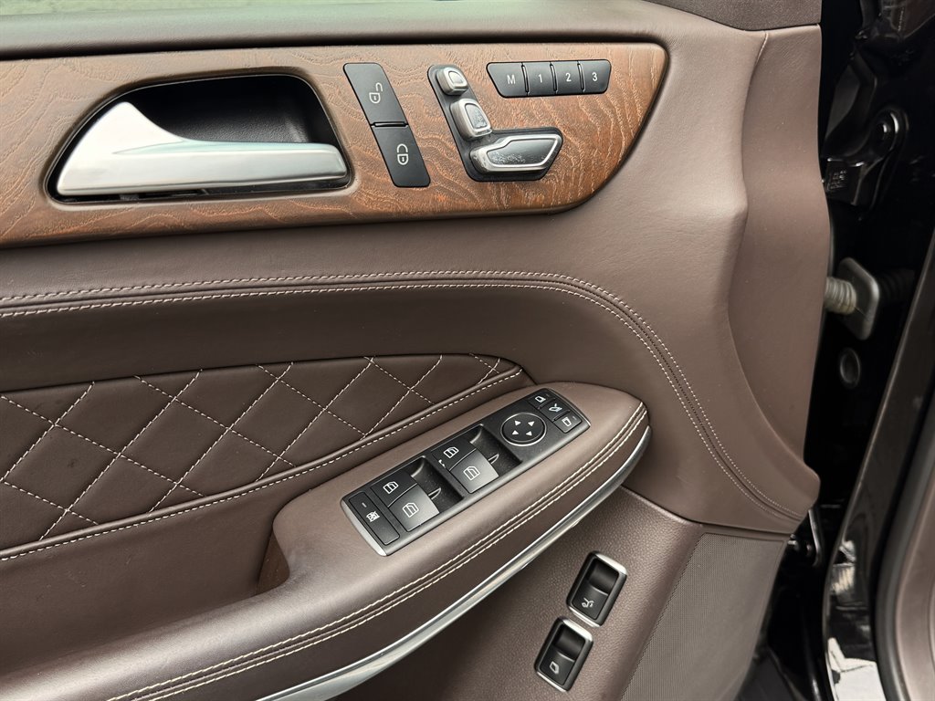 2018 Mercedes-Benz GLS - $24,995