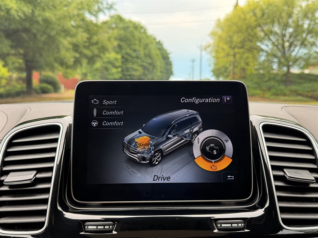 2018 Mercedes-Benz GLS - $24,995