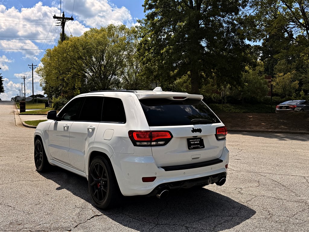 2018 Jeep Cherokee - $38,995