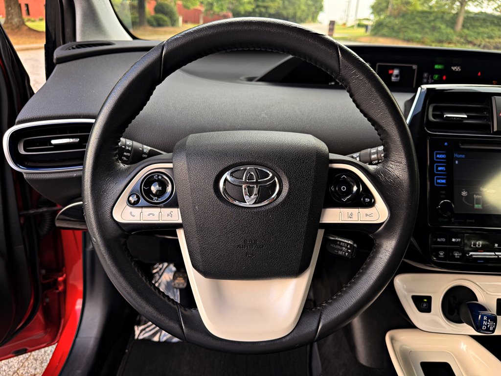2016 Toyota Prius - $14,995