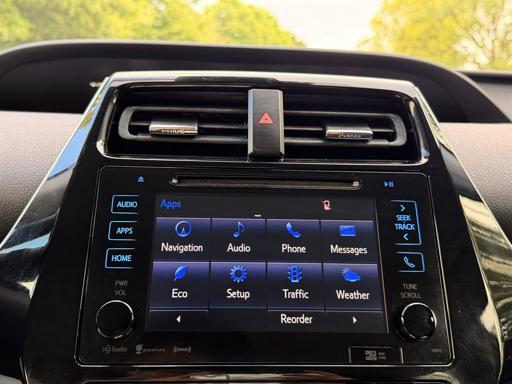 2016 Toyota Prius - $14,995