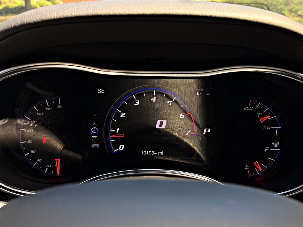 2020 Jeep Cherokee - $38,995